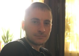 Александр Деев