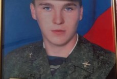 Денис Караваев